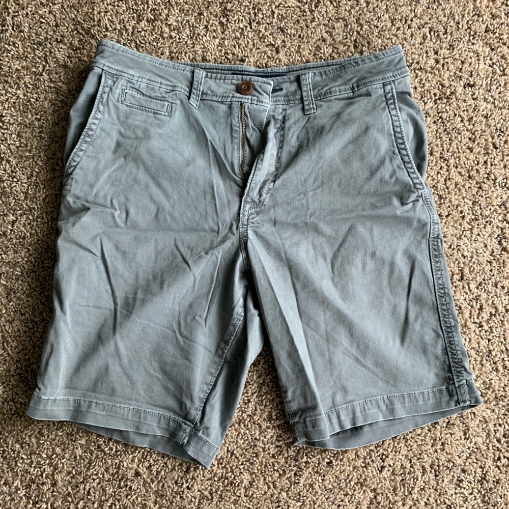 MENS American Eagle Khaki Shorts
